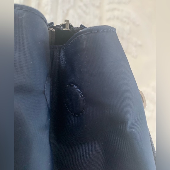 NWT TUMI Medium Tote Valletta: Navy Nylon, Leather Handles, Zip Close, Name Tag - Picture 10 of 16